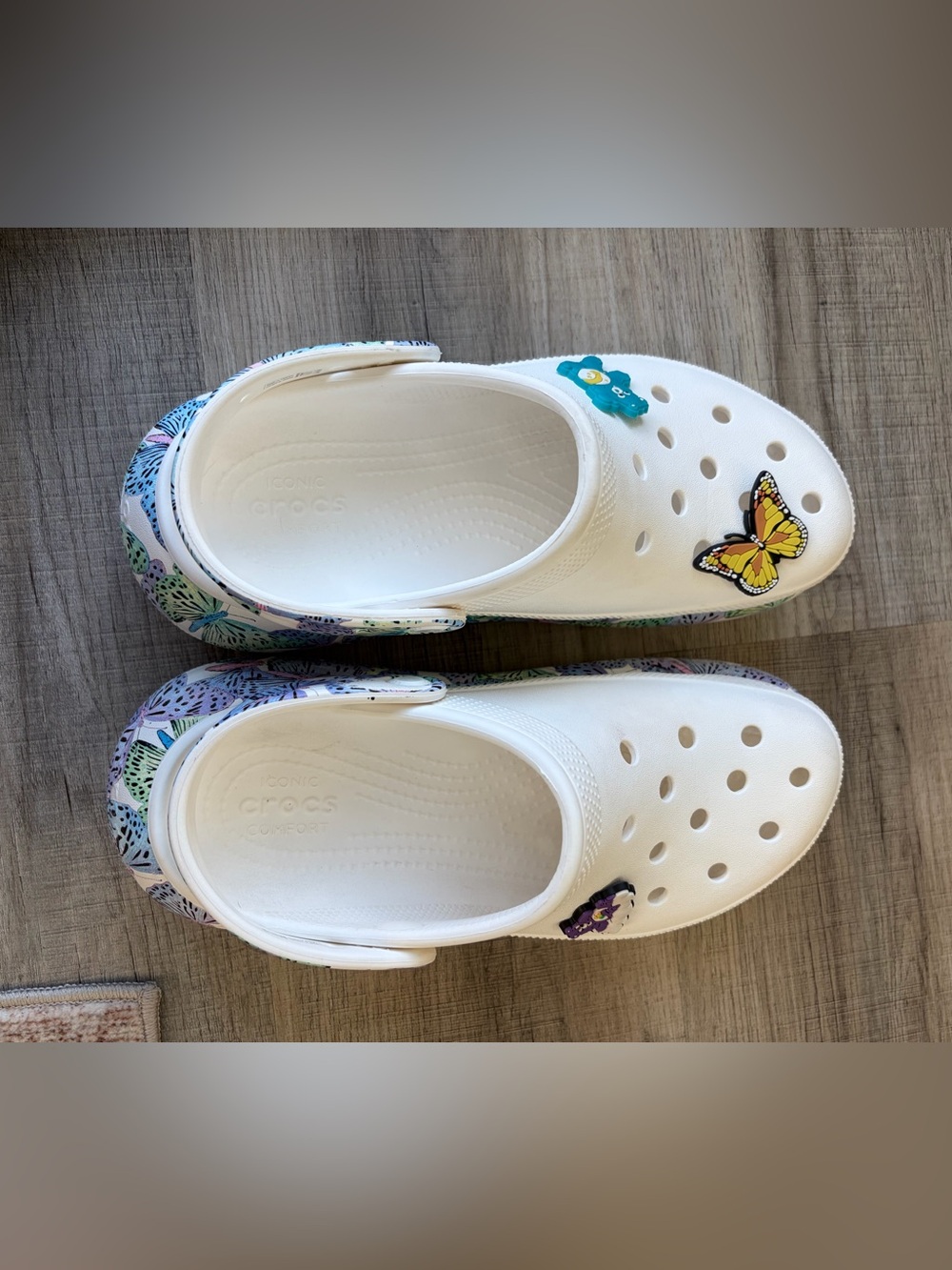 Crocs Classic Crush Butterfly Clogs - Picture 7 of 9